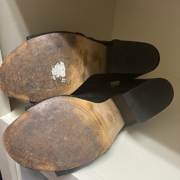 Isola open toe block heel black sandals - Picture 2 of 4